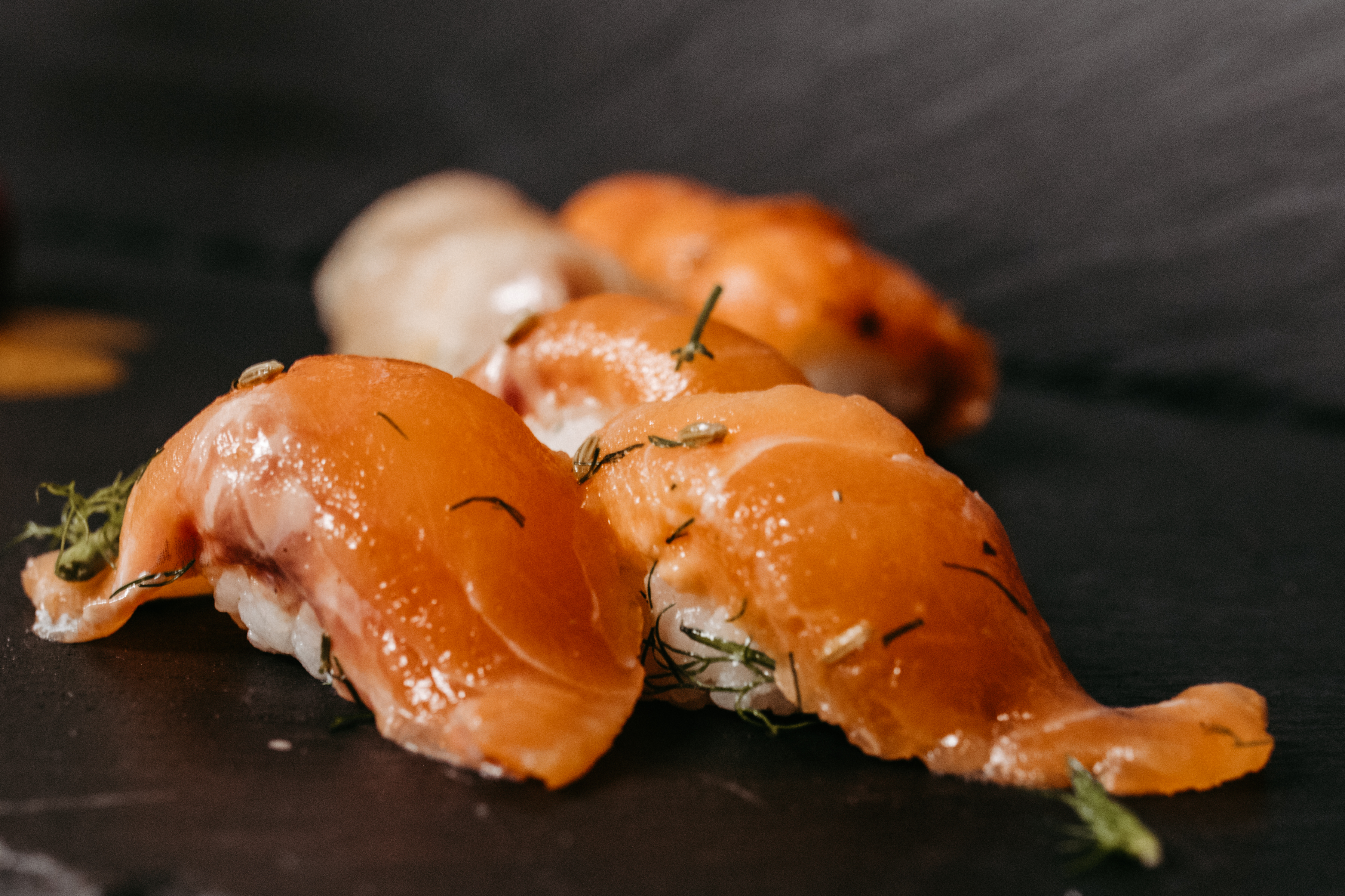 River Sushi (ab 2 Stück, angegebener Preis pro Stück)